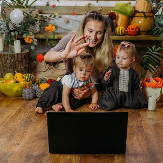 10 ways to help families through the holidays